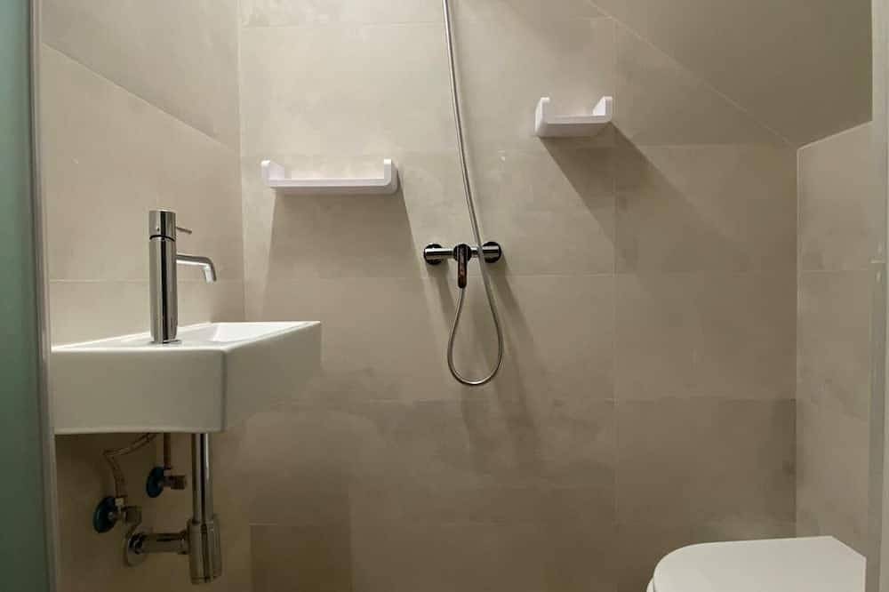 Bonito Duplex en Biescas ,entorno Rural a 20min Estacion Sky. Apta Mascotas in Biescas, Spanish Pyrenees