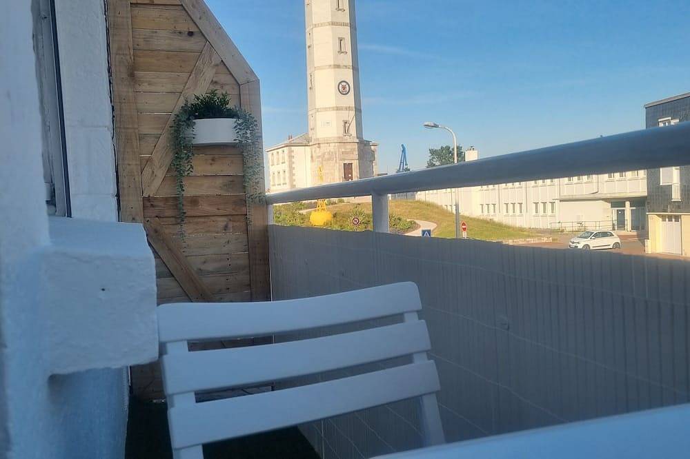 Ganze Wohnung, Charming apartment at the foot of the Calais lighthouse in Calais, Calais und Umgebung