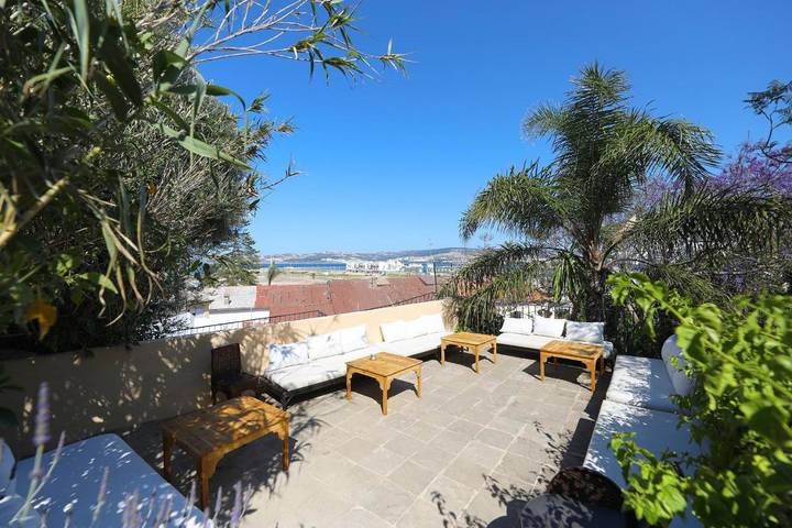Chambre d’hôte pour 2 personnes, avec vue ainsi que jardin et piscine à Tanger - 4