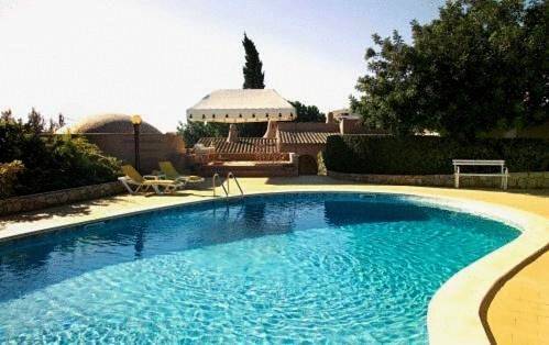 Vakantiepark voor 4 personen, with Balkon and Terras as well as Tuin and Zwembad in Albufeira