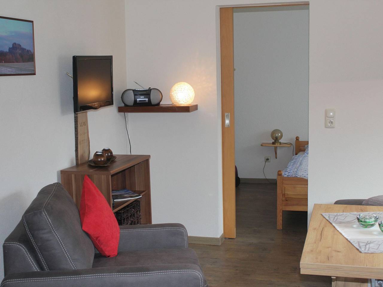 Ganze Ferienwohnung, Ferienhof Leuner Sandro - Ferienwohnung "Kleine Bastei", 1 Schlafraum in Porschdorf, Bad Schandau