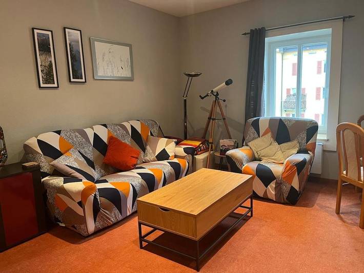 Gîte pour 5 personnes, avec vue, animaux acceptés à La Chaux-de-Fonds