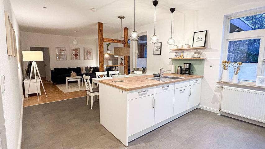 Holiday apartment for 6 people, with garden - 1