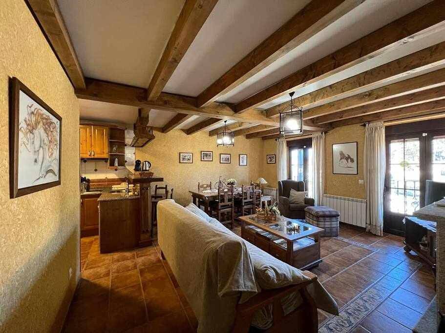 Apartamento entero, El Sobrao de Gredos in Navarredonda de Gredos, Provincia de Ávila
