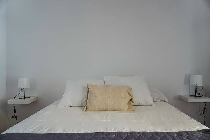 Ganze Wohnung, Blue Coast Apartment with Pool and WIFI in Playa de LA BALLENA (Arona), Arona