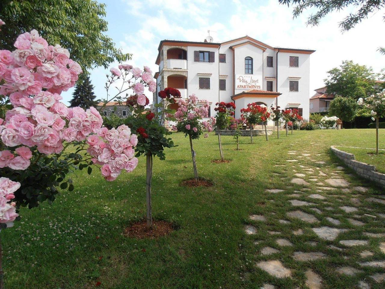 Ganze Ferienwohnung, Studio Appartement mit Balkon und Garten in Funtana, Vrsar-Funtana