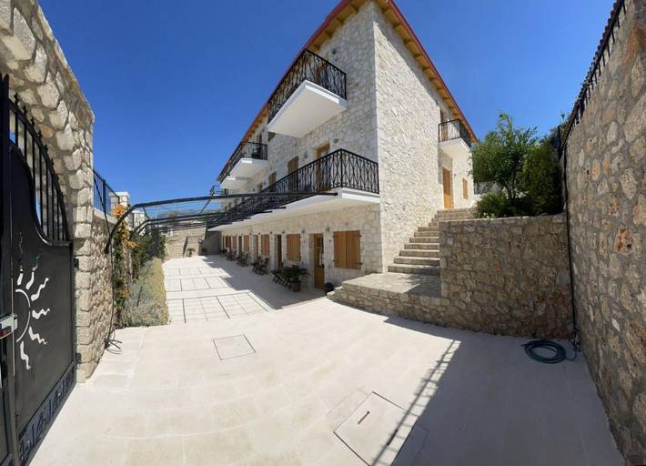 Hôtel pour 3 personnes, avec vue et terrasse