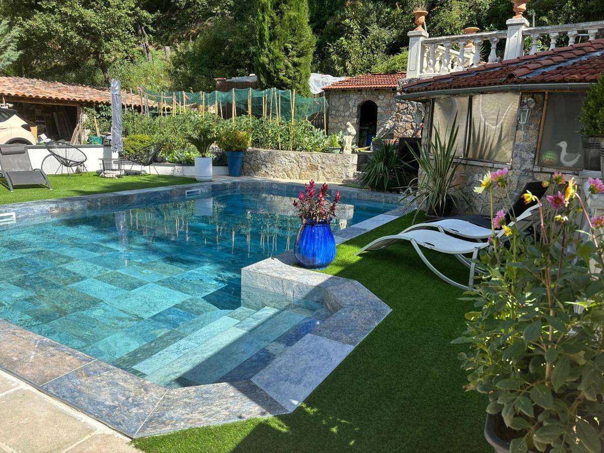Appartement entier, Appartement design avec piscine in Digne-les-Bains, Alpes-de-Haute-Provence