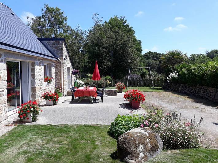 Gîte for 4 people, with garden - 1