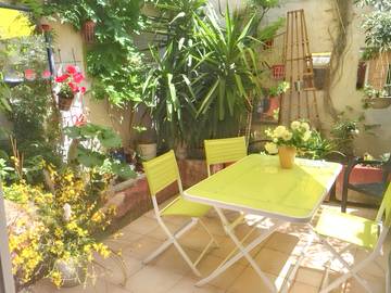 Location de vacances pour 4 personnes, avec terrasse à Avignon
