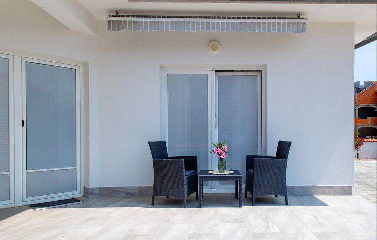 Ferienhaus für 6 Personen, mit Terrasse, mit Haustier in Vodice - 3