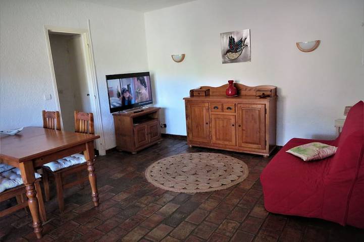 Gîte pour 4 personnes, avec terrasse et piscine dans Plage de la Garonnette - 4