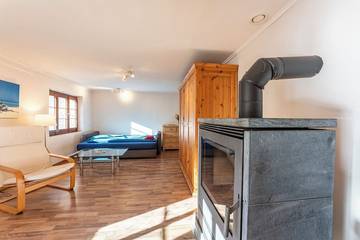 Maison de campagne pour 4 personnes, avec terrasse à Kandergrund