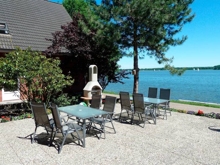 Ferienwohnung für 4 Personen, mit Garten und Whirlpool sowie Terrasse und Sauna, mit Haustier in Boren
