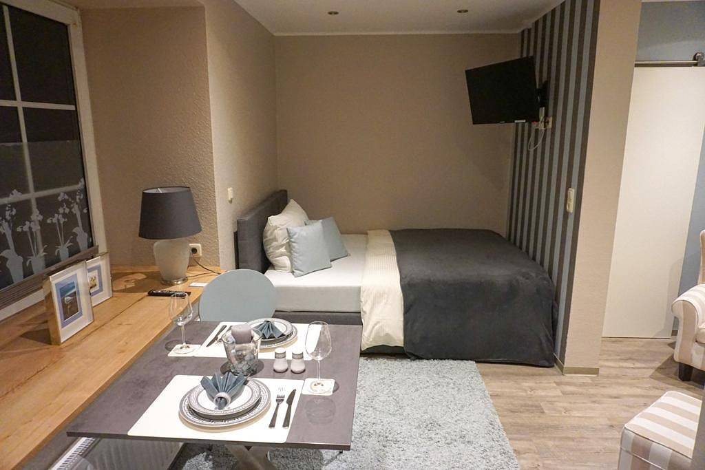 Ganze Wohnung, Hübsche Erdgeschosswohnung Burghaus 1 für 2 Personen in Grimersum, Krummhörn