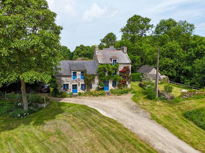 Gîte pour 4 personnes, avec jardin à Corseul - 2