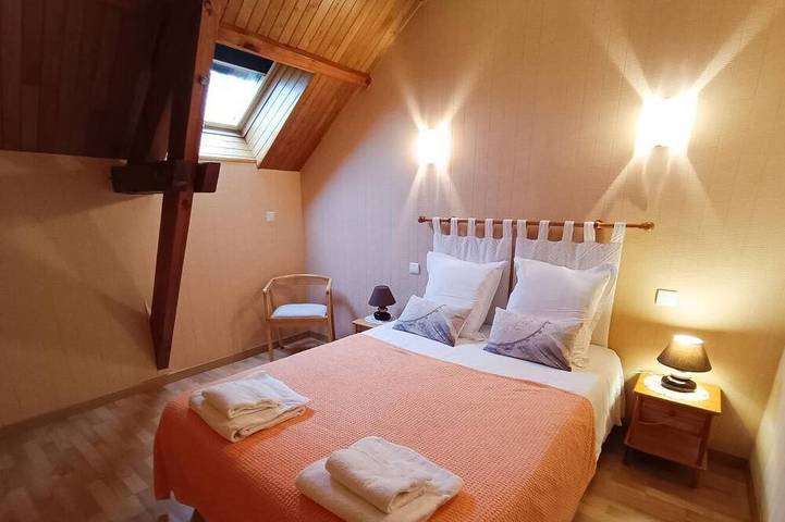 Gîte pour 8 personnes, avec jardin à Saint-Projet - 2