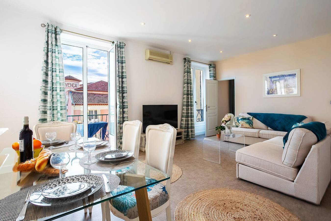 Appartement entier, Le Provence By Riviera Holiday Homes in Villefranche-sur-Mer, Côte méditerranéenne (France)