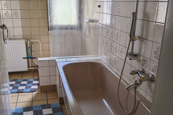 Ganze Wohnung, Ferienwohnung/App. für 4 Gäste mit 40m² in Greiz in Greiz, Region Greiz