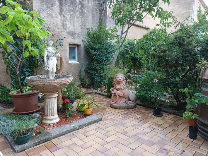 Maison d’hôte pour 3 personnes, avec terrasse et jardin
