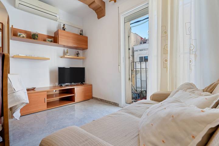Apartamento entero, Apartamento 'Estela' con terraza privada, balcón, Wi-Fi y aire acondicionado in San Carlos de la Rápita, Delta del Ebro