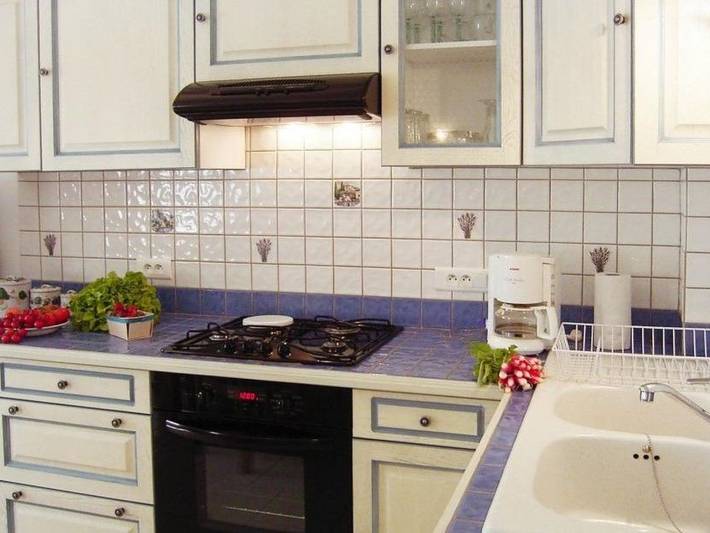 Apartamento entero, Morard - Bonnieux Appt Bleu Provence in Bonnieux, Parque natural regional del Luberon