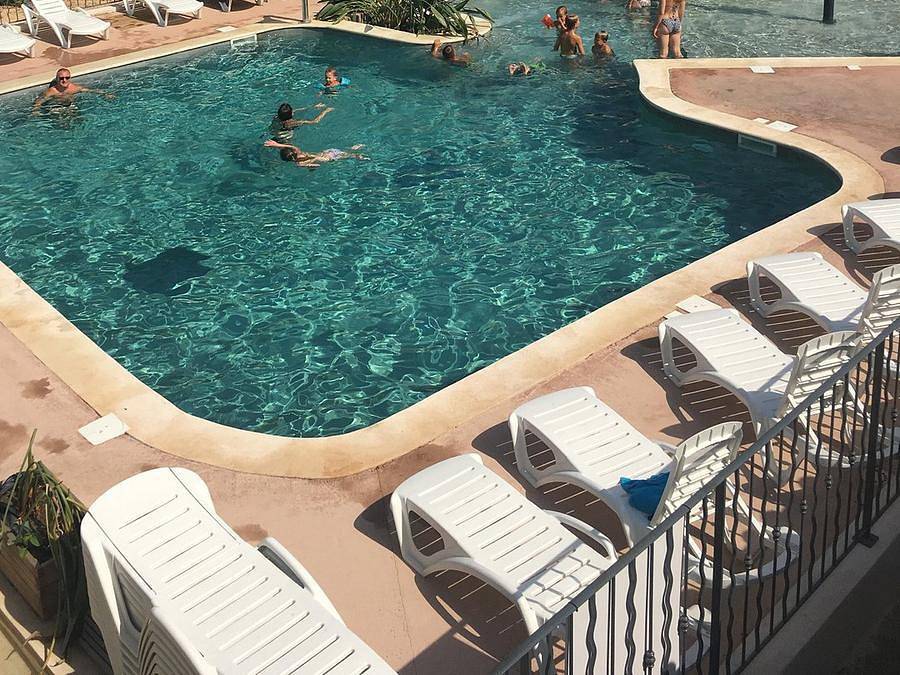Camping Lou Cabasson - Chalet 2 personen - la Favière - overdekt terras, foto 7