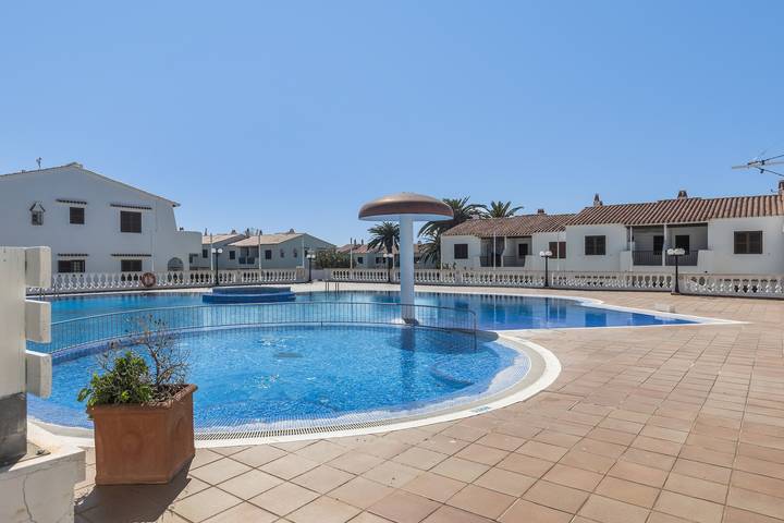 Apartment for 4 people, with Balcony and Garden as well as Children pool