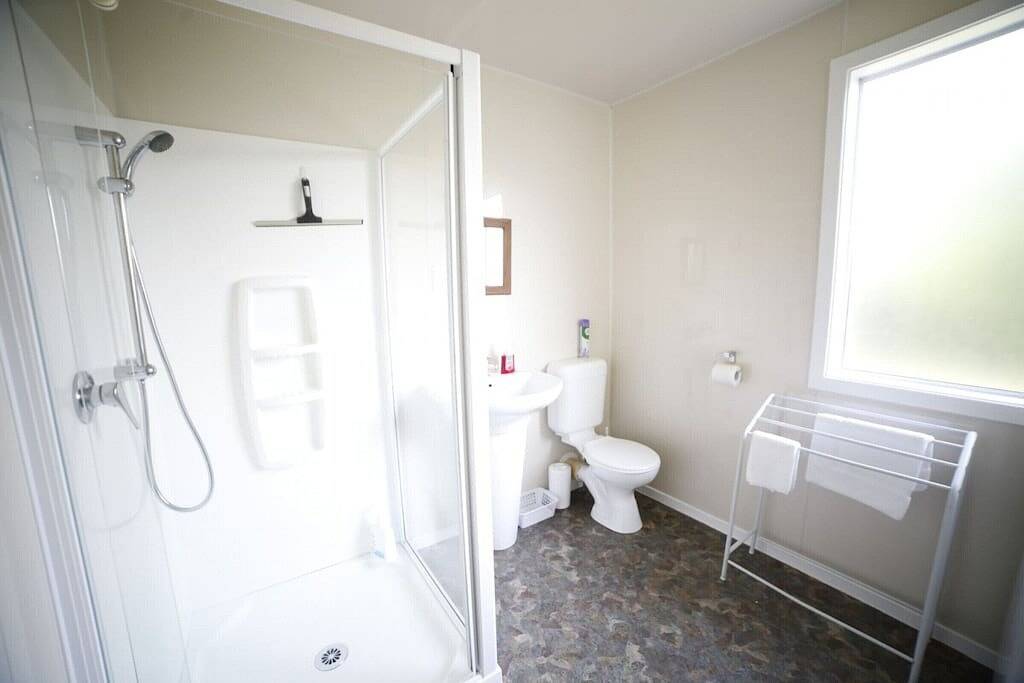 Spacious on Simons Street, Twizel - Free Wifi in Twizel, Mackenzie District