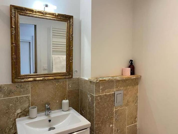 Gîte pour 4 personnes dans Place Ducale Charleville Mezieres - 3