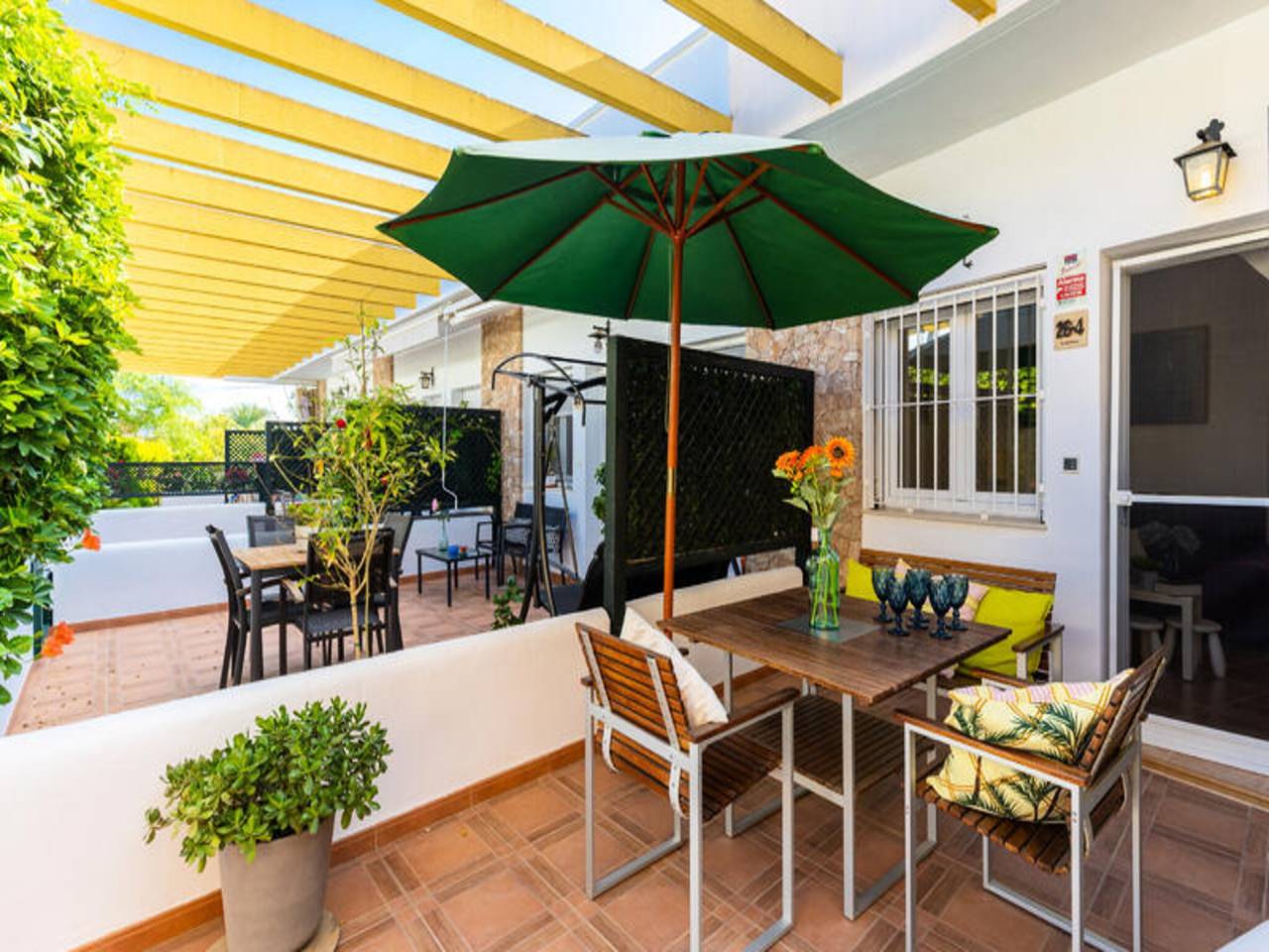 Apartamento entero, Casa en Mil Palmeras con Piscina y Terraza in Pilar de la Horadada, Costa Blanca