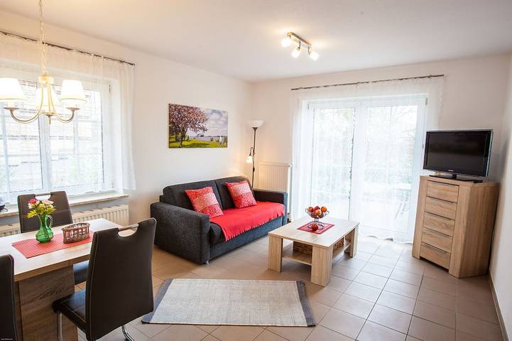 Ferienwohnung für 4 Personen, mit Terrasse und Garten