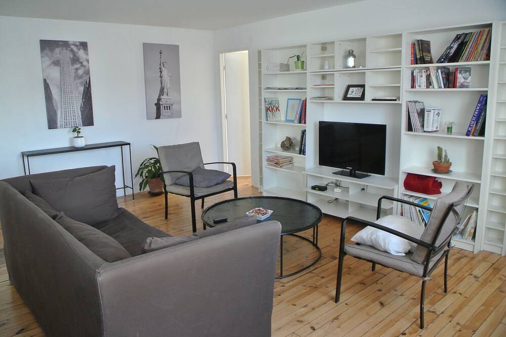 Entire apartment, Appartement Design Proche Centre Ville in Saint-Étienne, Pilat Regional Nature Park