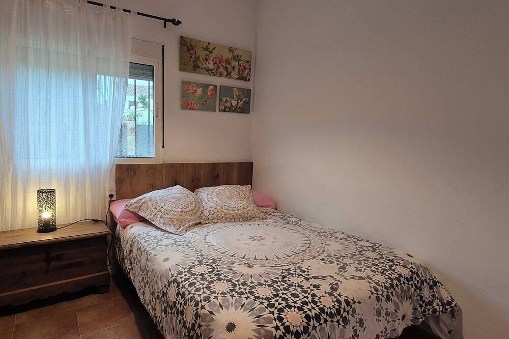 Country cottage in Zahora. 10 min walk from the beach. Family-friendly and cozy. in Playa de Zahora, Barbate