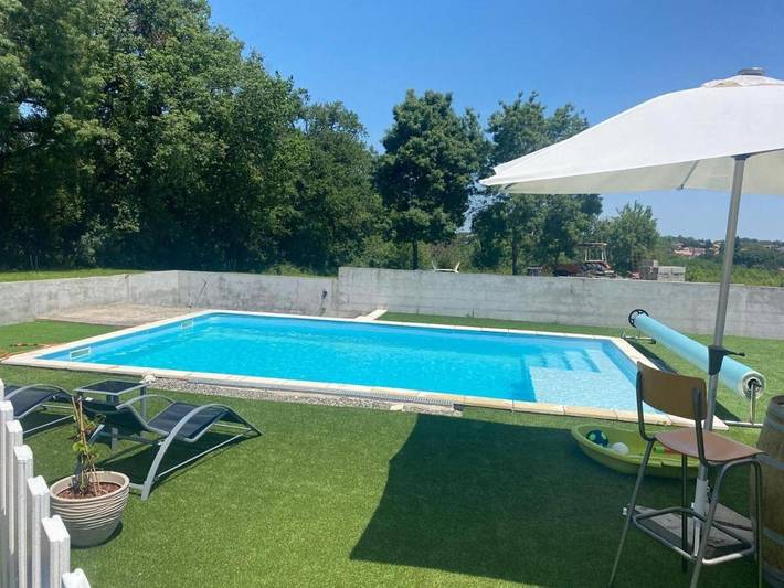 Maison de vacances pour 8 personnes, avec Terrasse ainsi que Jardin et Piscine