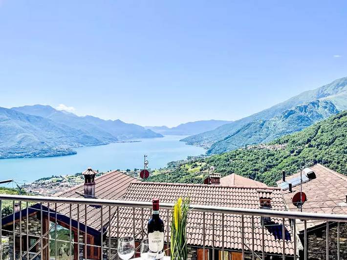 Villa for 5 people, with balcony in Lake Como
