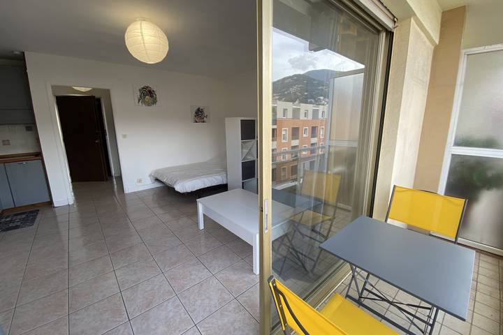 Ganzes Studio, Studio für 2 Personen mit Balkon in Roquebrune-Cap-Martin, Mittelmeerküste (Frankreich)