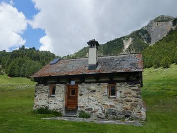 Ferienhaus für 4 Personen, mit Ausblick und Garten im Tessin