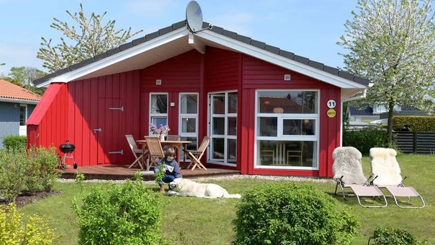 Ferienhaus für 4 Personen, mit Terrasse und Garten sowie Sauna, mit Haustier