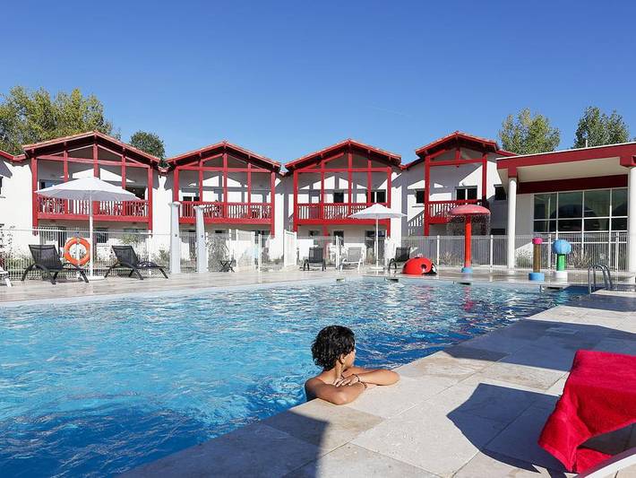 Camping para 4 personas, con Balcón/Terraza además de Balcón y Terraza en Urrugne