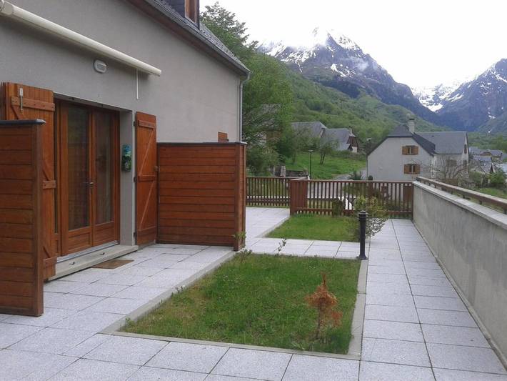 Appartement de vacances pour 5 personnes, avec vue et sauna ainsi que bassin pour enfant et terrasse