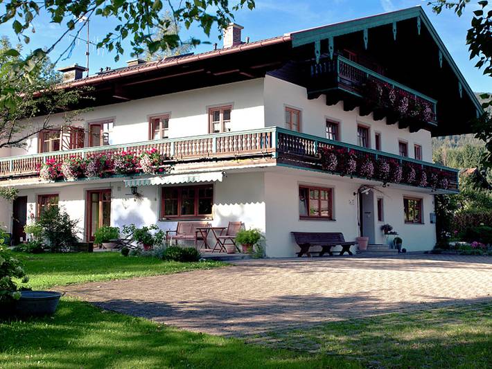 Ferienwohnung für 4 Personen, mit Balkon und Garten