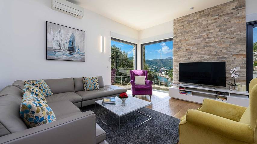 Ferienhaus für 12 Personen, mit Sauna und Terrasse in Zaton