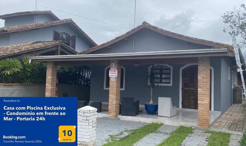 Casas e apartamentos de temporada para 12 pessoas, com jardim e piscina, com animais de estimação em Massaguaçu