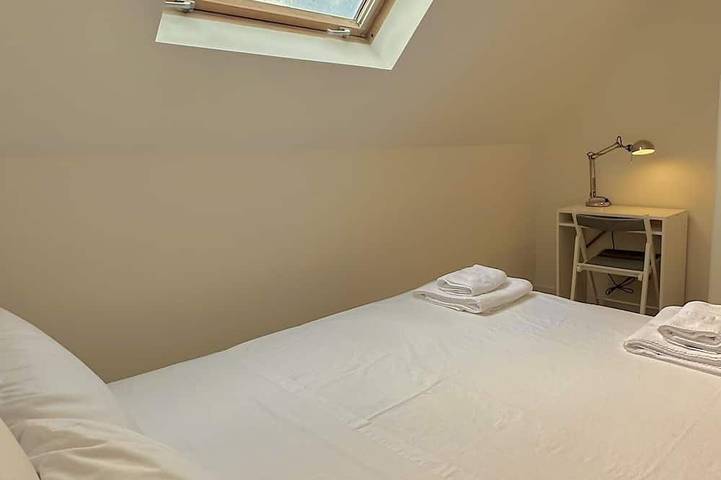Appartamento intero, Luxury Duplex at Feria de Madrid, Sleeps 6, 200 in Madrid, Área Metropolitana de Madrid