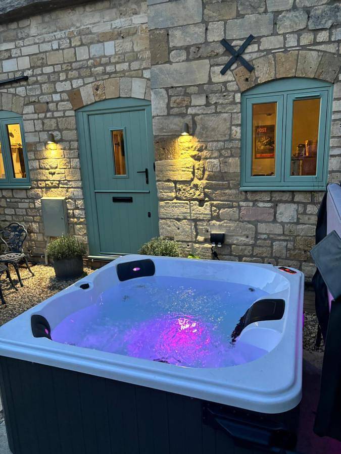 Holiday rental for 6 people, with hot tub and garden in Winchcombe