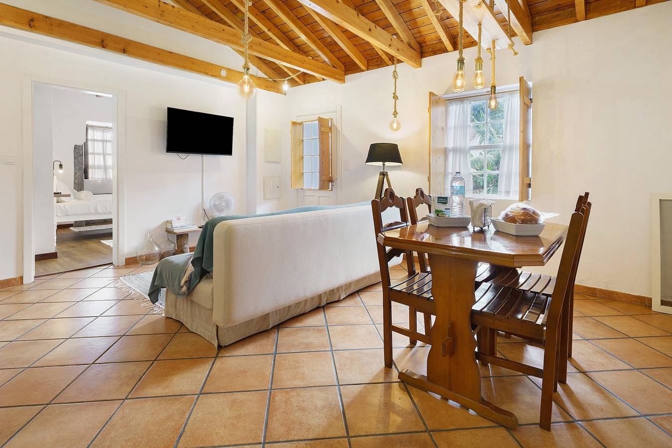 Holiday Home 'Adega Pérola' with Wi-Fi in Piedade, Pico (Azores)