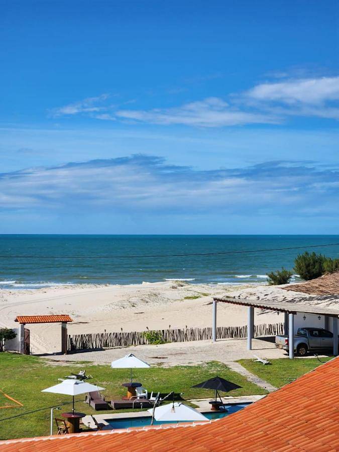 Pousadas para 3 pessoas, com jardim e piscina, adaptado a crianças em Beberibe