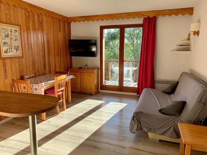 Apartamento para 4 personas, con Balcón y Vistas en Montclar (Francia)