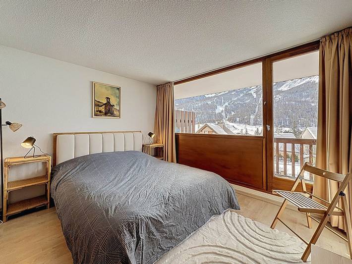 Gîte pour 5 personnes, avec balcon dans Office De Tourisme De Serre Chevalier - Bureau Du Monetier Les Bains - 3